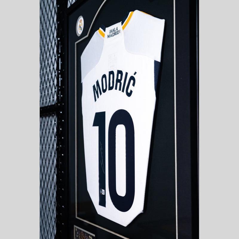 Luka Modric Signed Real Madrid Jersey